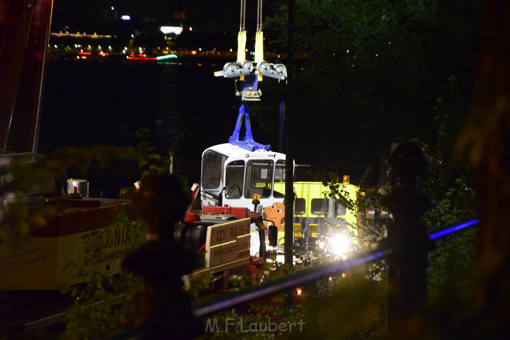 Koelner Seilbahn Gondel blieb haengen Koeln Linksrheinisch P971.JPG - Miklos Laubert